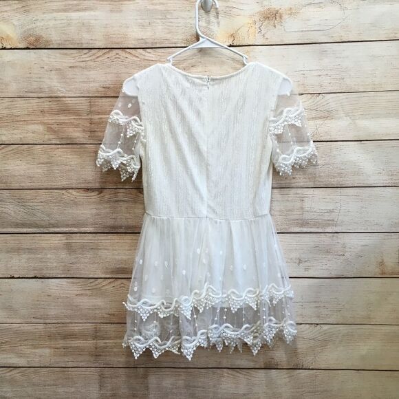 JOURNEY FIVE CROCHETED LACE TOP IN CREAM‎ - Picture 8 of 8